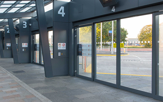 Record Pocket screens bus station